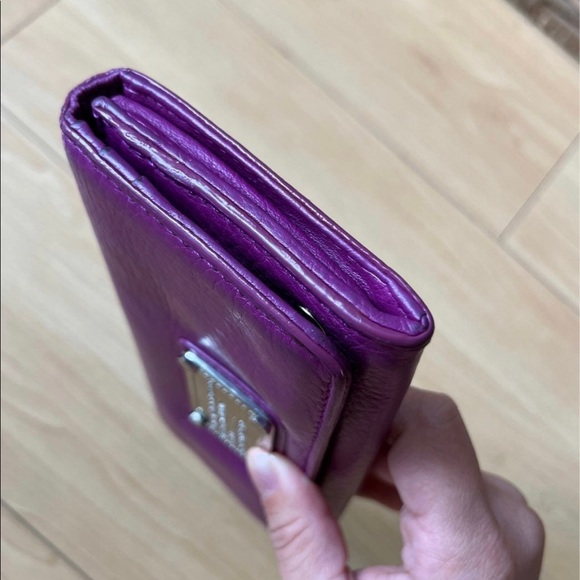 Marc by Marc Jacobs Wallet - Picture 5 of 8